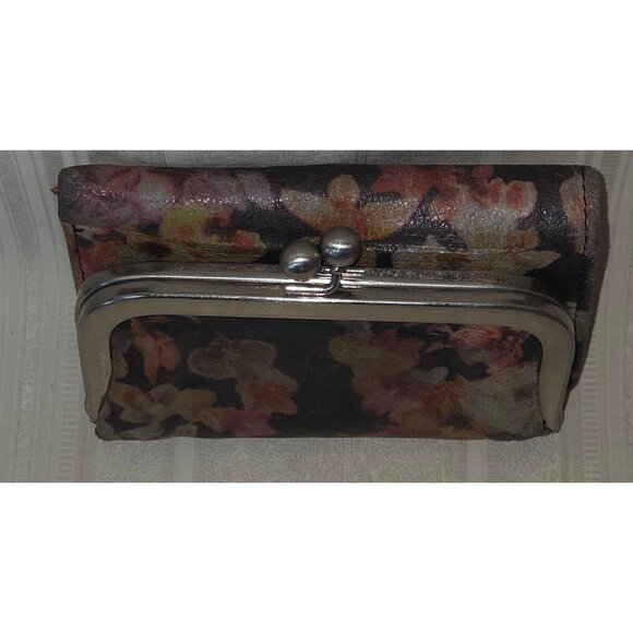 HOBO Tri Fold Compact Floral Leather Kiss Lock & Magnetic Snap - Picture 2 of 10